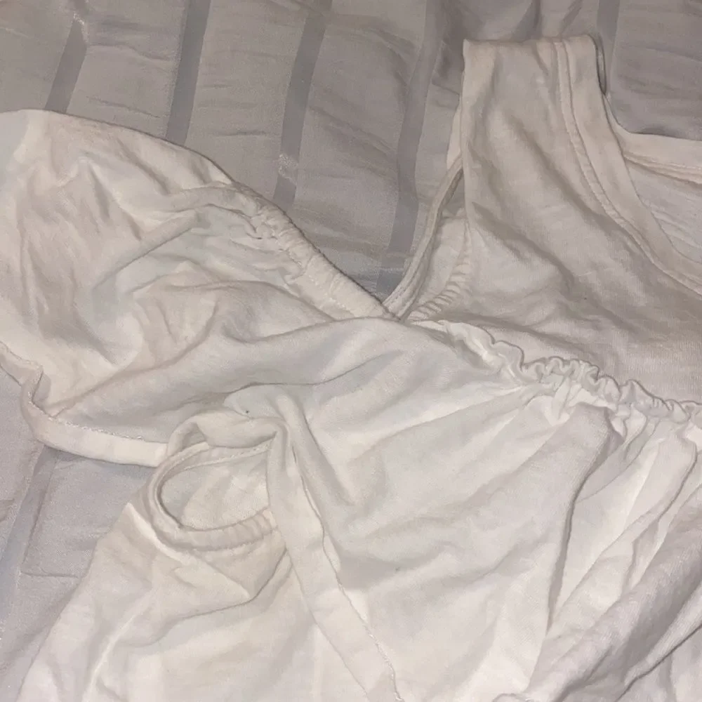 ✨2xHP✨J.Crew Cold Should White Tank✨